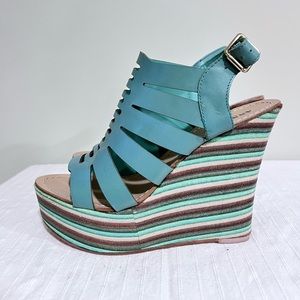 Anna luz seafoam green wedge sandal